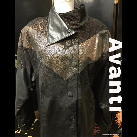 Avanti Jackets & Blazers - Avanti Women's Black and Brown Leather Jacket